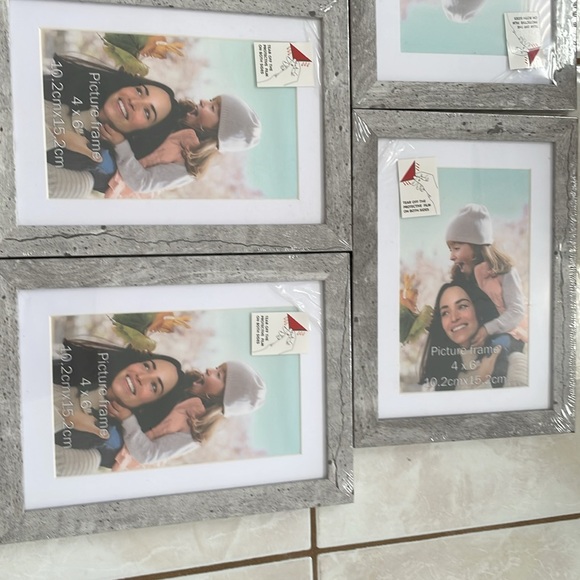 Light gray / white wood look 4x6 picture frame. NWT set of 5 - Picture 3 of 8